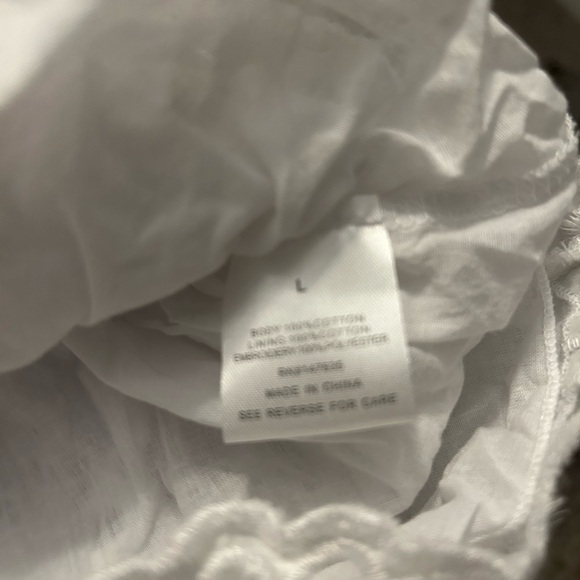 Evereve White Eyelet Sleeveless Top - Picture 7 of 10